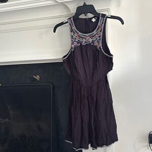 Small Billabong Dark Purple Dress with Embroidery